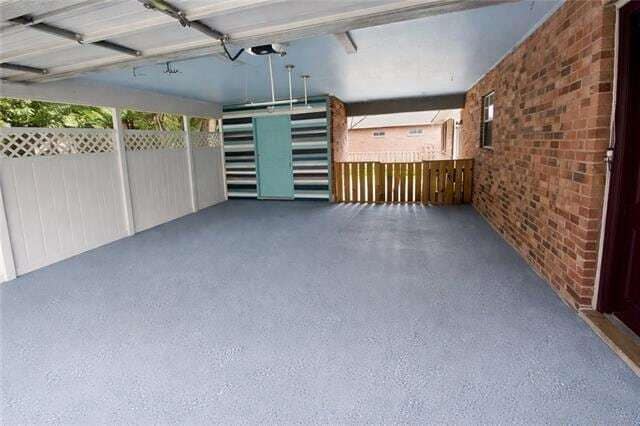 Building Photo - 658 Pierce Dr