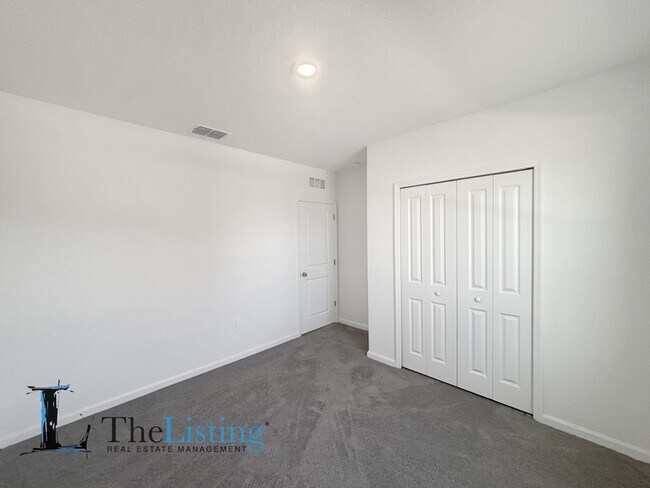 Building Photo - 4810 Katrina Dr