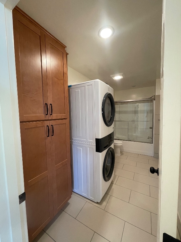 Building Photo - 4660 Fieldbrook Rd