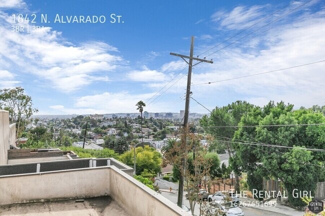 Building Photo - 1842 N Alvarado St