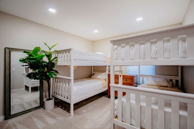 Building Photo - 6287 W Katella Ave