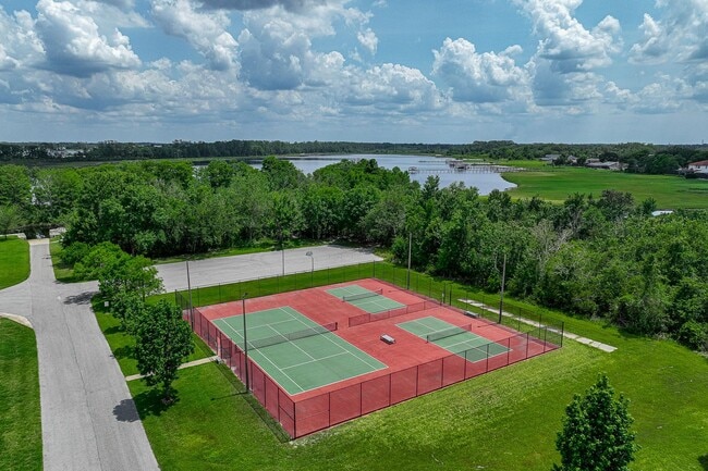 Building Photo - Beautiful 3/3 Pool Home in Gated Community W/ Lake Access