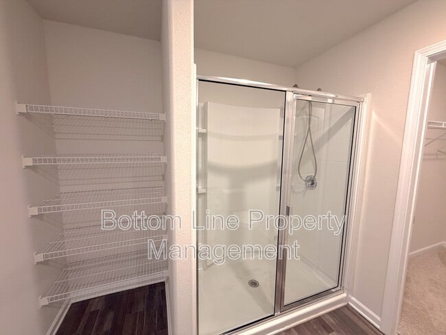 Building Photo - 445 Belcaro Dr