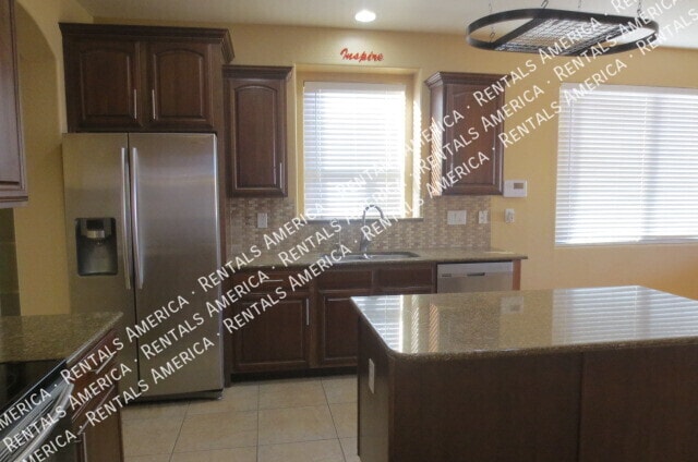 Building Photo - 28977 N Calcite Way