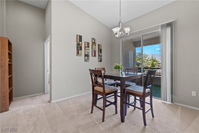 Building Photo - 1012 Domnus Ln