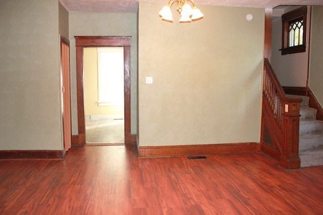 Building Photo - 281 W 5th St