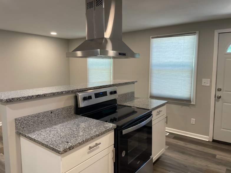Building Photo - 1626 Tendril Ct