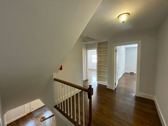 Building Photo - T. R. Lawing Realty Property