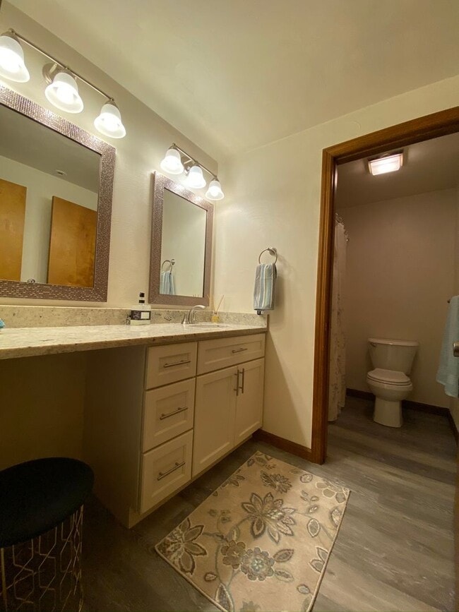 Building Photo - Amazing 2BR Townhome with Private Patio! Don't Miss Out, Call Today to Schedule a Tour!