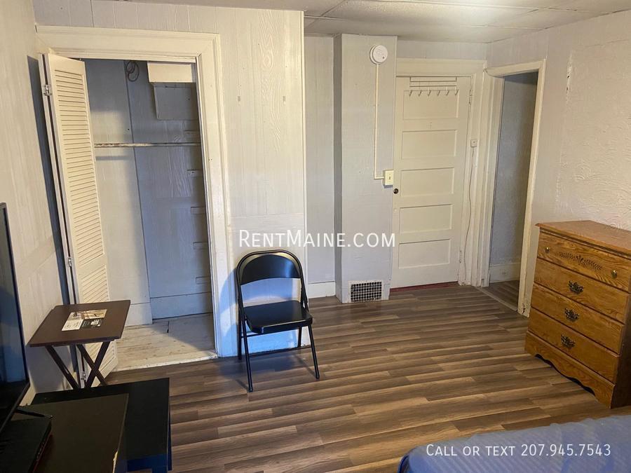 Building Photo - 133 Essex St