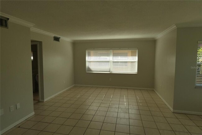 Building Photo - 5821 8th Ave N