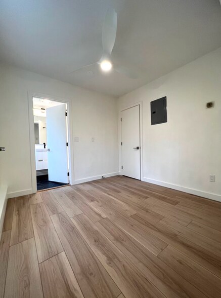 Building Photo - 12 Parker Hill Ave