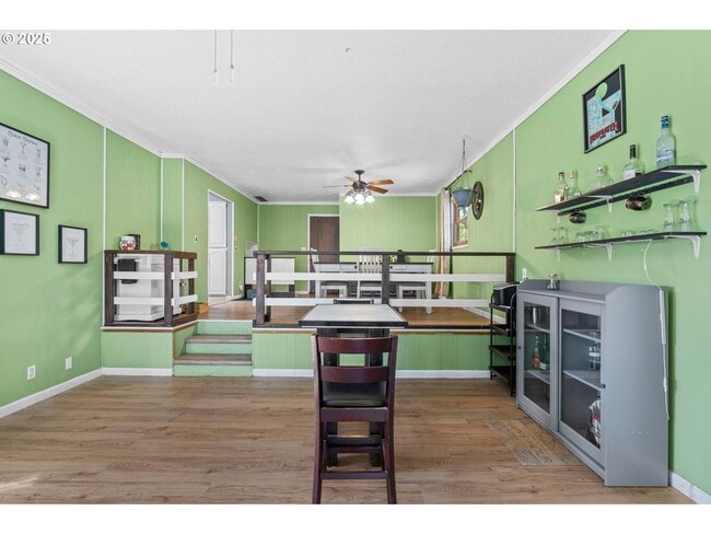 Building Photo - Quarter Acre Comfort
