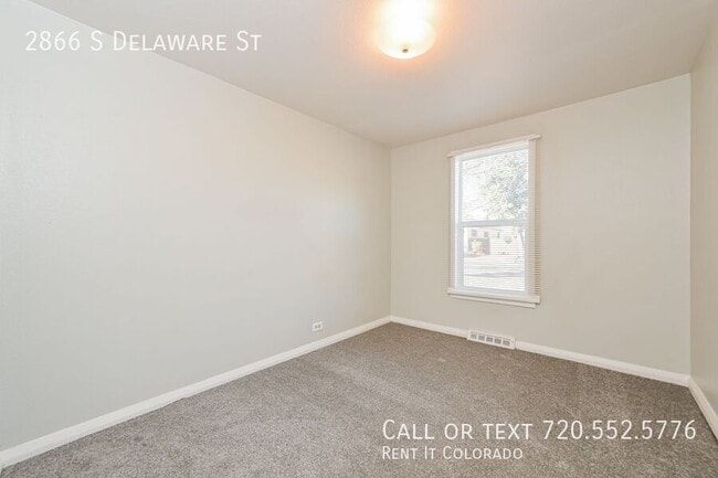 Building Photo - 2866 S Delaware St
