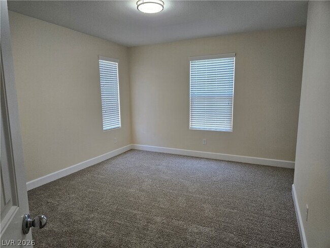 Building Photo - 2715 Hammetts Landing Walk