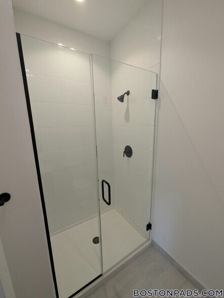 Building Photo - 199 Gardner St