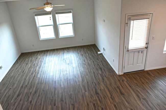 Living Room Top View - 1145 Toyah Dr