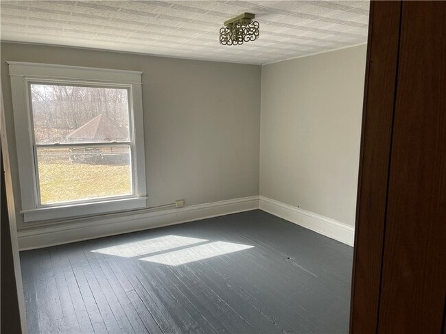 Building Photo - 15 Darlington Ave