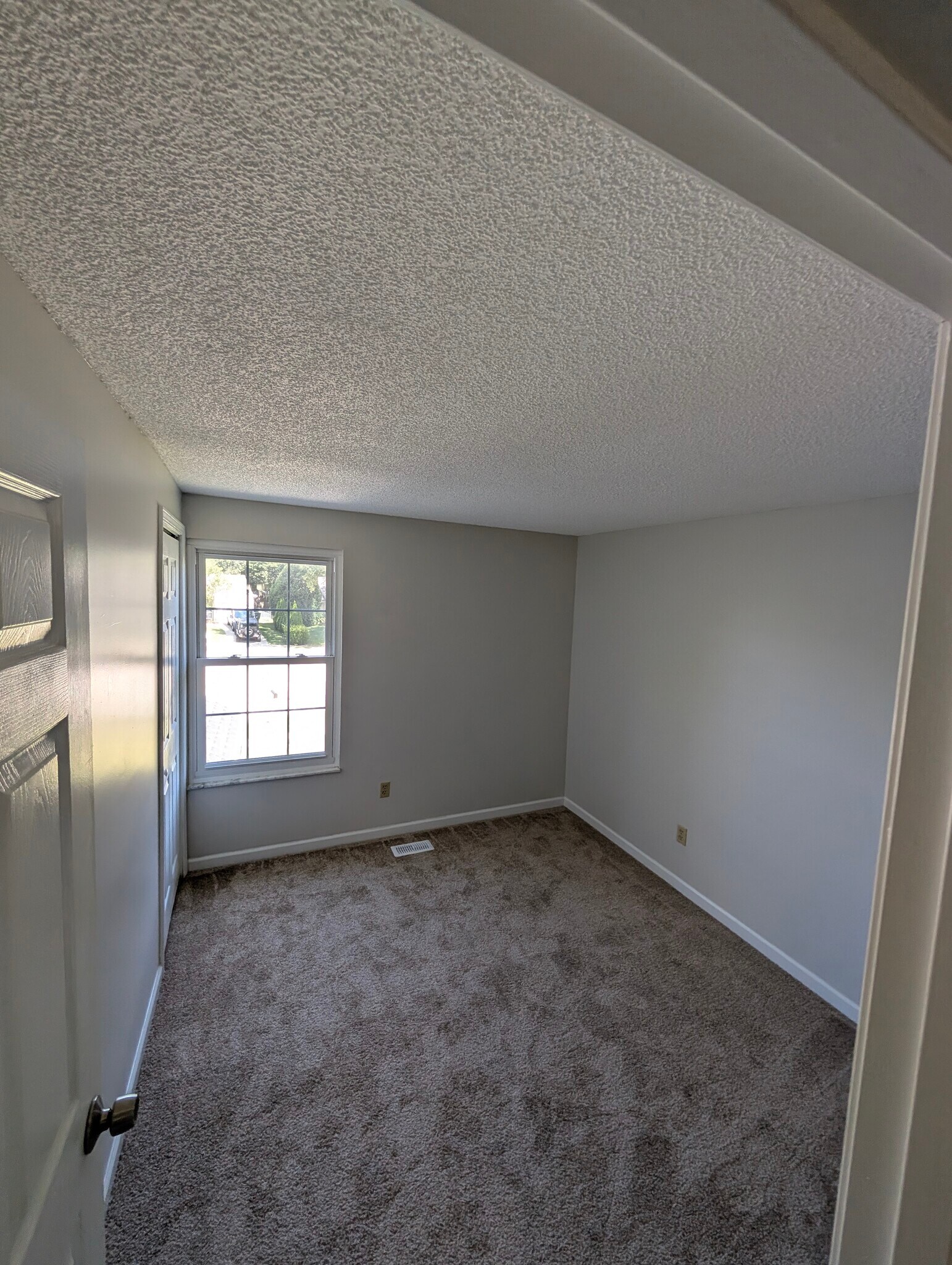 Building Photo - 3115 Larbrook Ct
