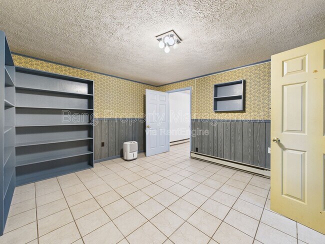 Building Photo - 1233 Pinehurst Rd