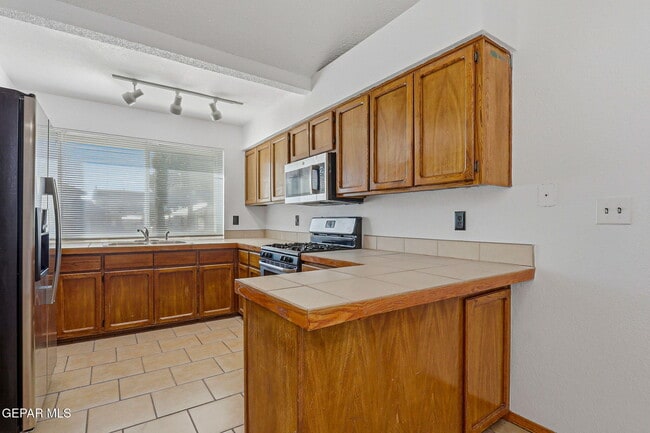 Building Photo - 2356 Juliette Low Dr