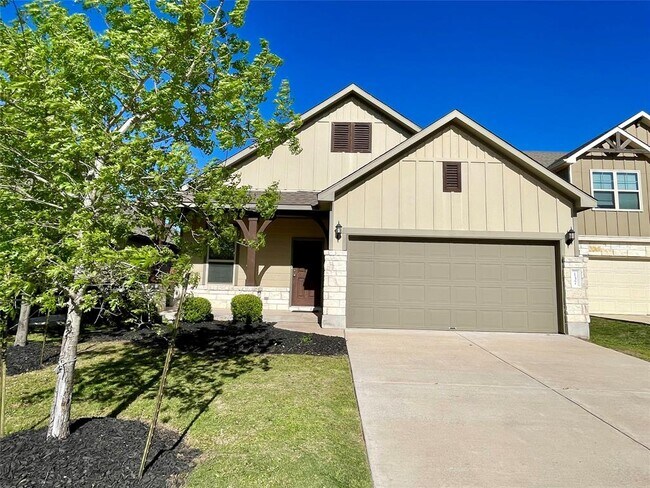 Building Photo - 137 Carlina Lp