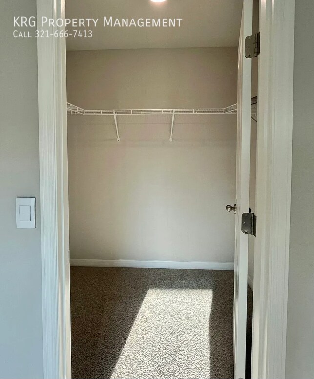 Building Photo - 5029 S Rosebud Cir