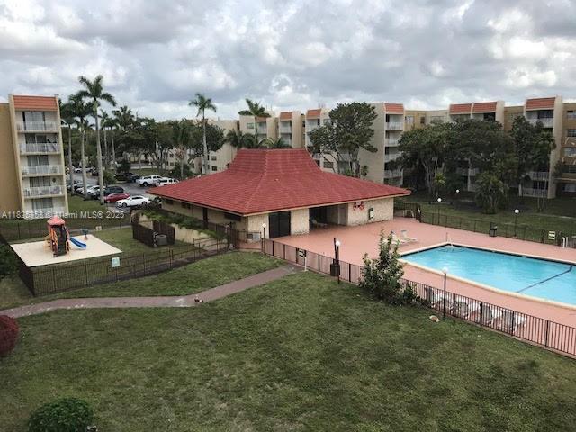 Primary Photo - 6960 Miami Gardens Dr