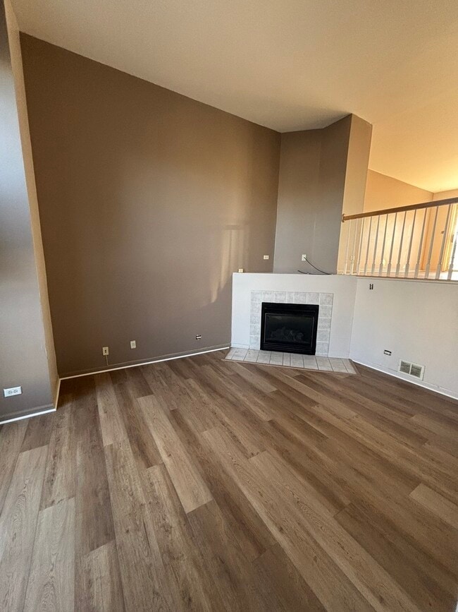 Building Photo - 647 Georgian Ct