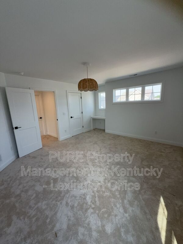 Building Photo - 1089 Squirrel Nest Ln