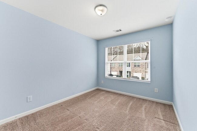 Building Photo - 3068 Tarian Way