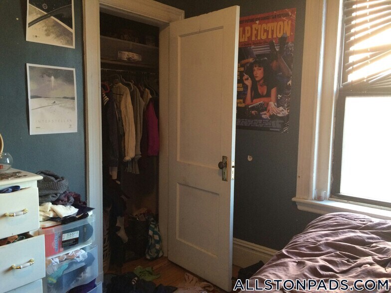 Building Photo - 18 Glenville Ave