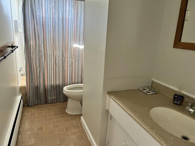 Building Photo - 2404 Mccawber Dr