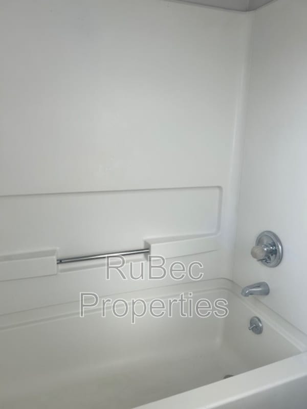 Building Photo - 8500 Quarry Rd