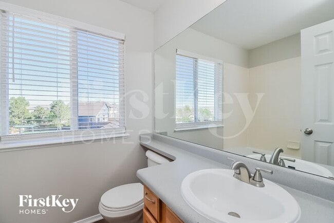 Building Photo - 2456 Pinyon Jay Dr