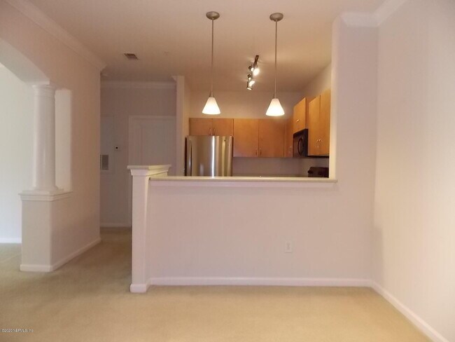 Building Photo - 1001 Monument Rd