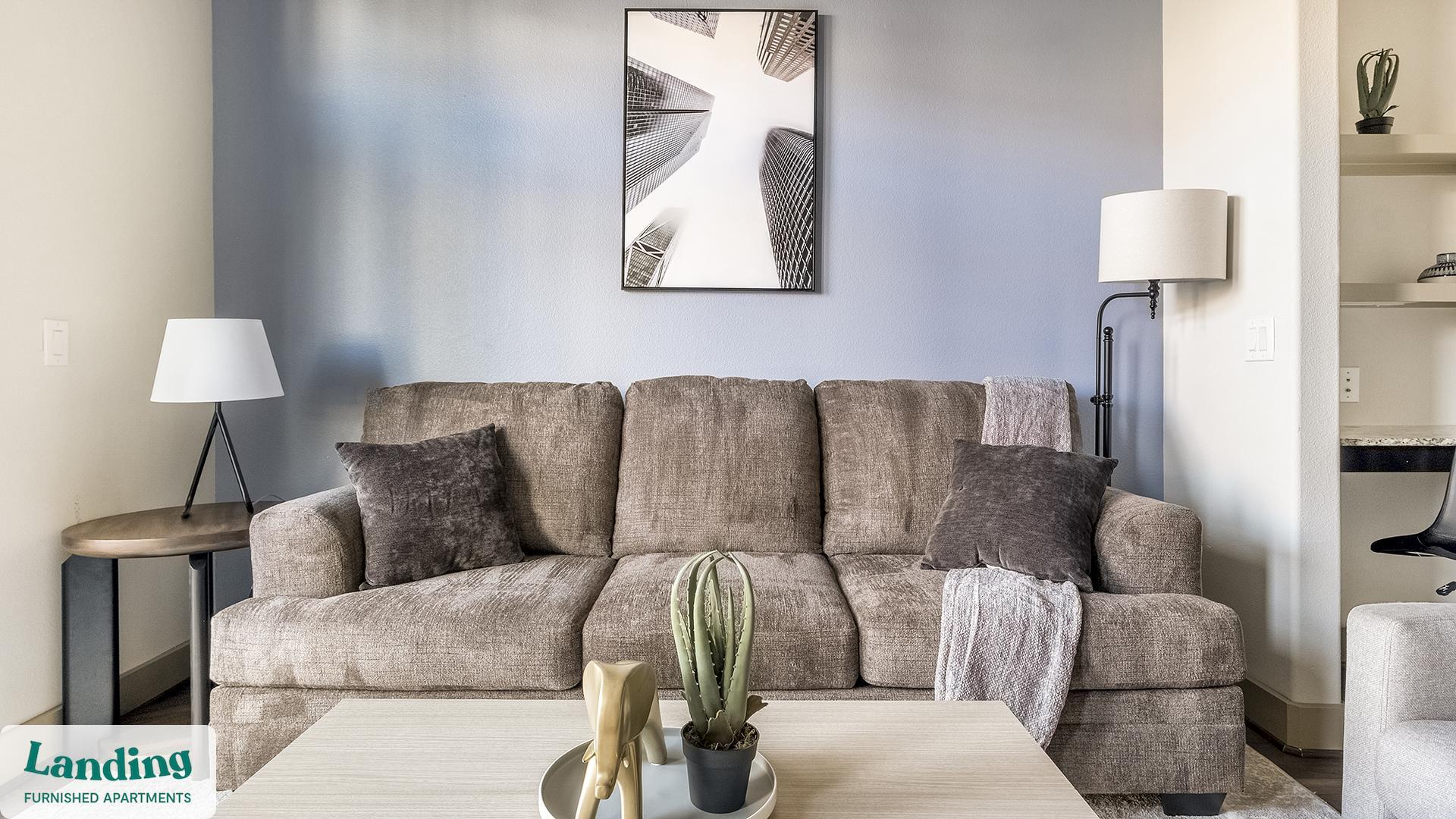 Building Photo - 2626 Fountain View Dr