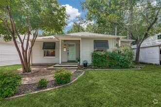 Building Photo - 9014 Daytonia Ave
