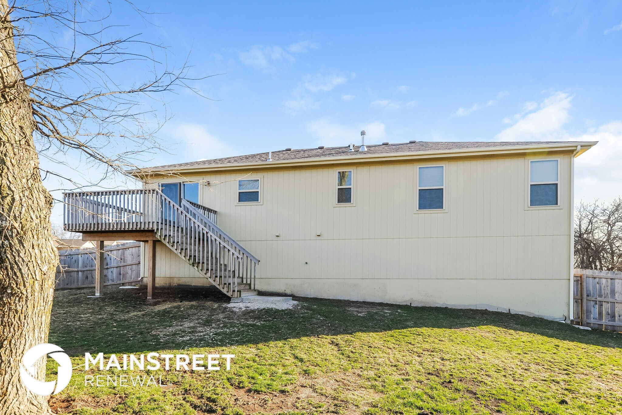 Building Photo - 622 Autumn Dr