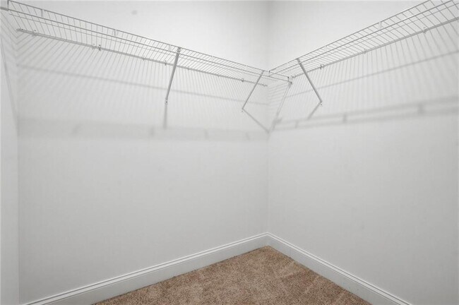 Building Photo - 2438 Figaro Dr