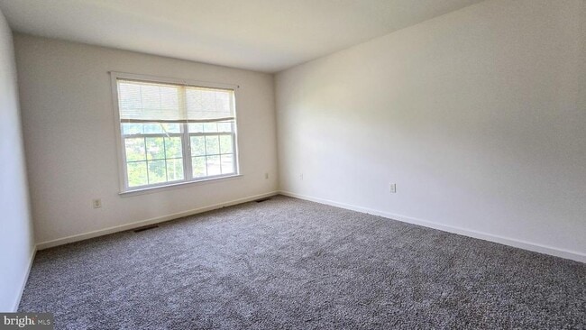 Building Photo - 1227 Cross Creek Dr