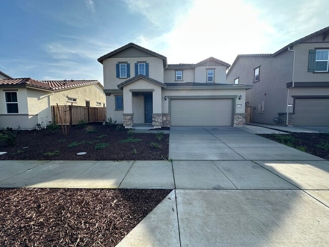 Building Photo - New Build! 4 Bed 3 Bath Home with Solar Included!