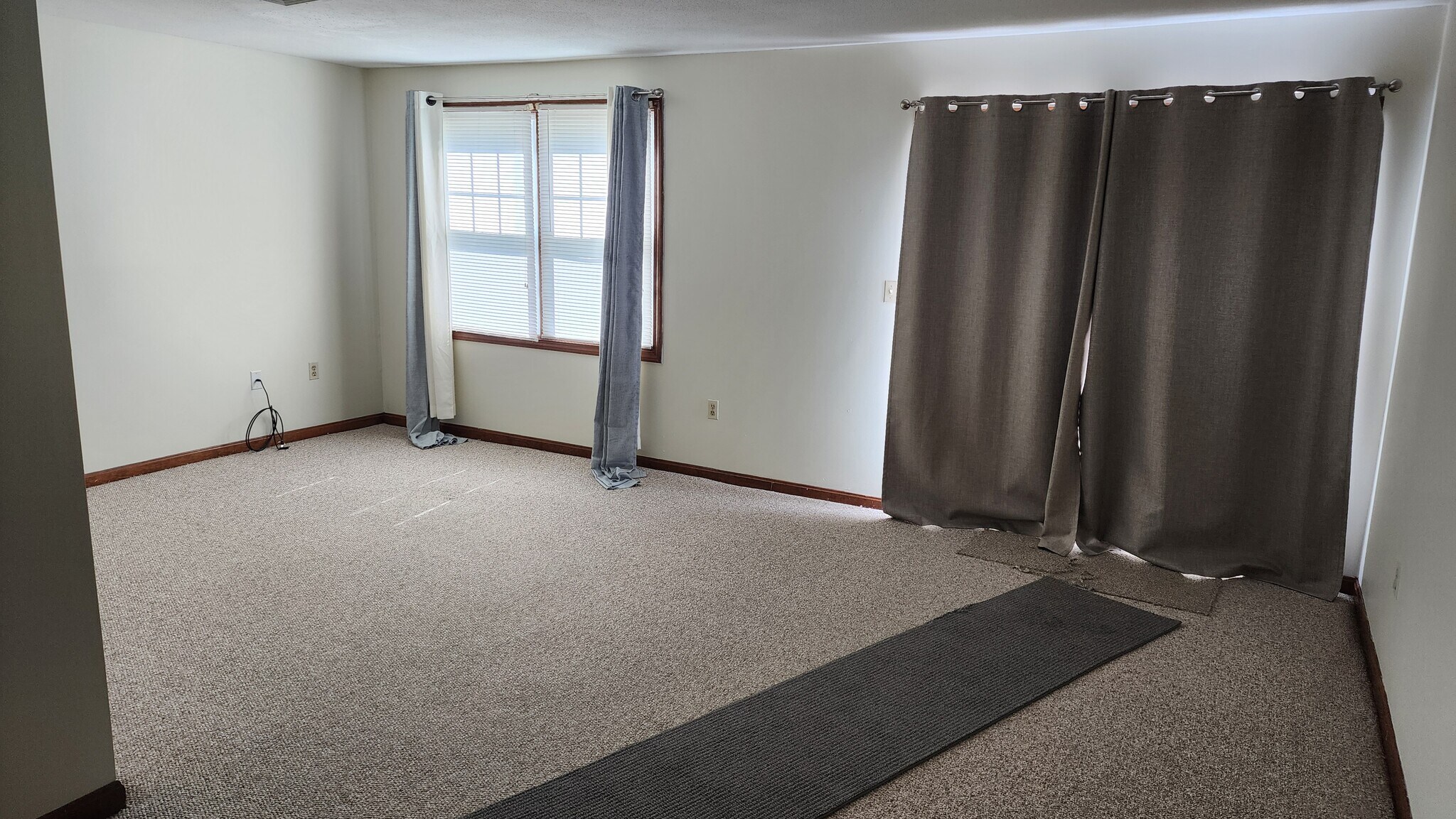 Building Photo - 161 Riviera Dr