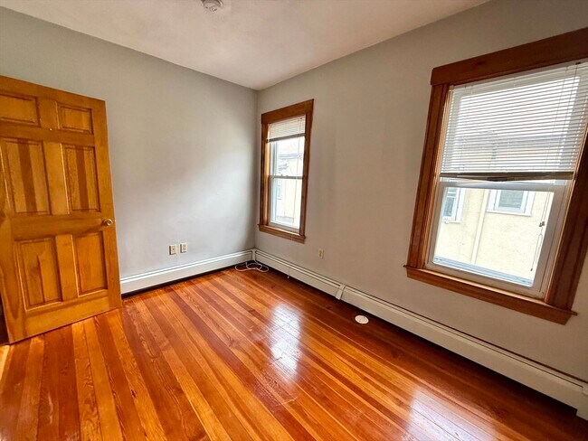 Building Photo - 35 Irma Ave