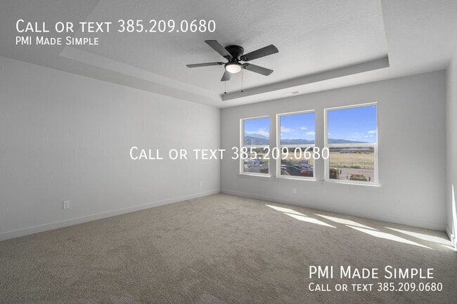 Building Photo - 65 1320