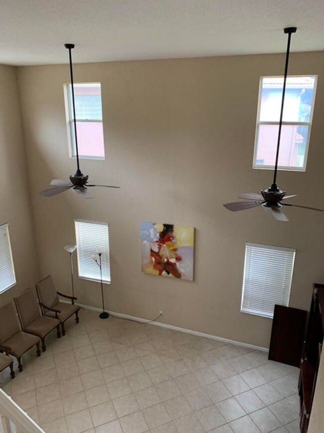 Building Photo - 9280 Silver Glen Way