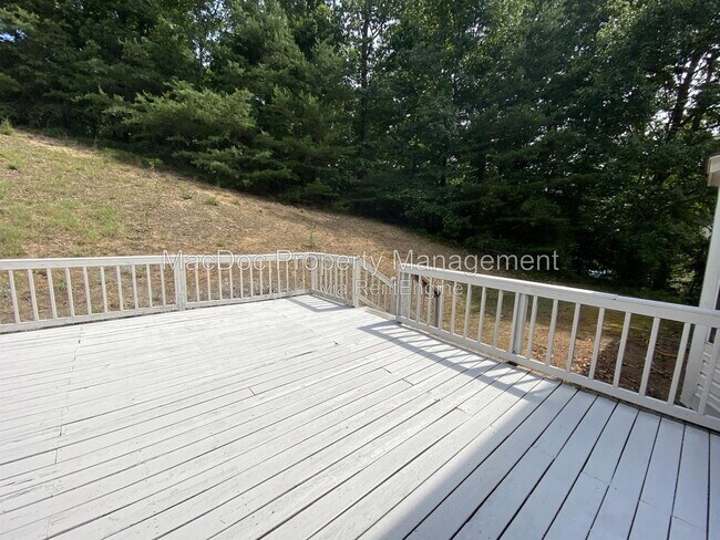 Building Photo - 11304 Springfield Dr