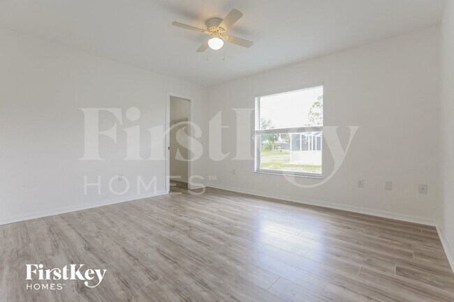 Building Photo - 84 Madre De Dios St