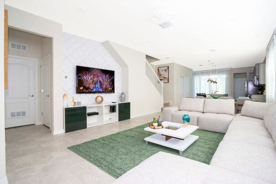 Building Photo - 7316 Oakmoss Loop