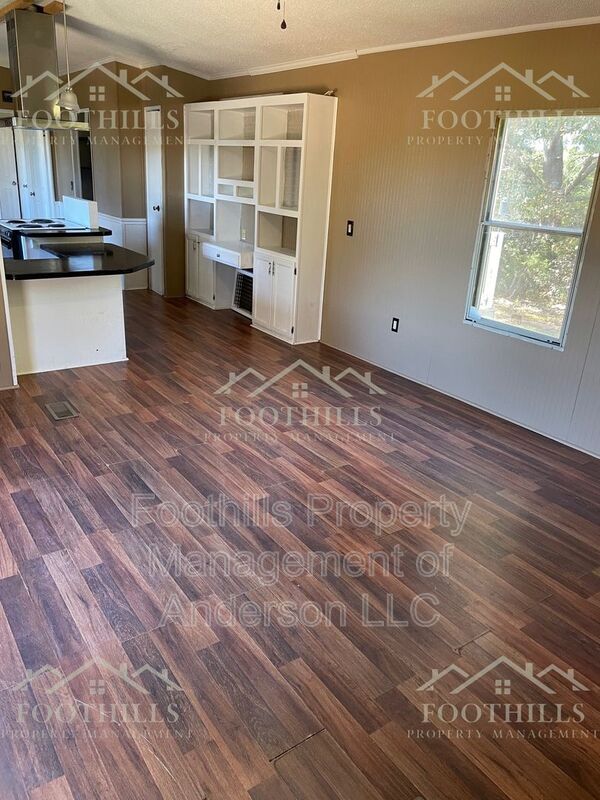 Building Photo - 224 George Merck Rd